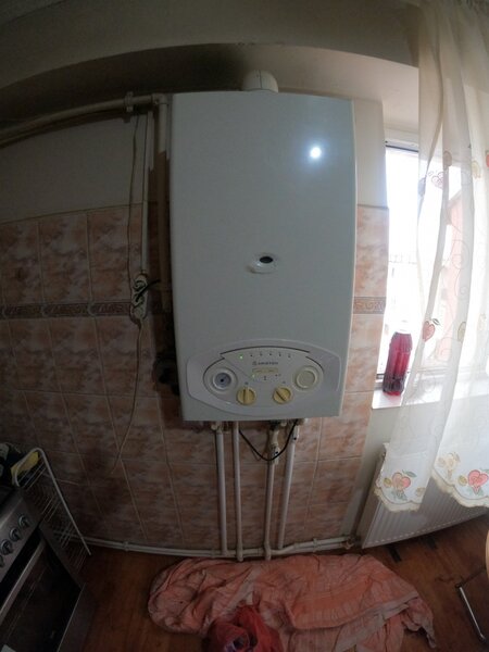 Giurgiu Apartament 3 camere decomandat  75 mp  Liniste si confort garantat